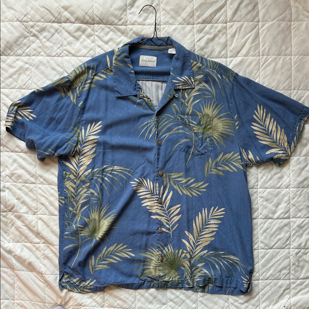 Tommy Bahama Blue and Green Casual Button Down Shirt